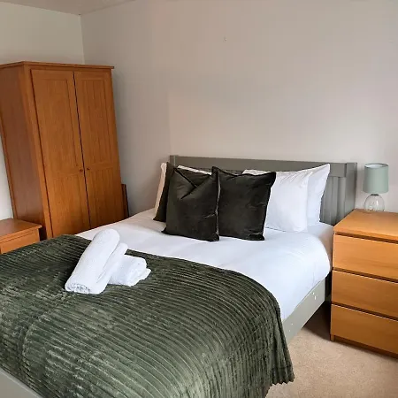 Comfortable 2bed Nr Centre And Parking בריסטול