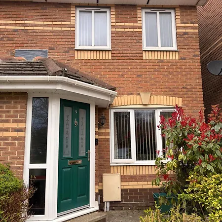 Ferienhaus Comfortable 2bed Nr Centre And Parking *