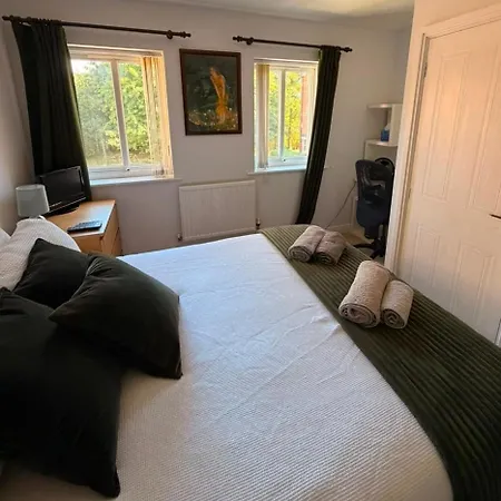 Comfortable 2bed Outside Ulez, With Parking Bristol