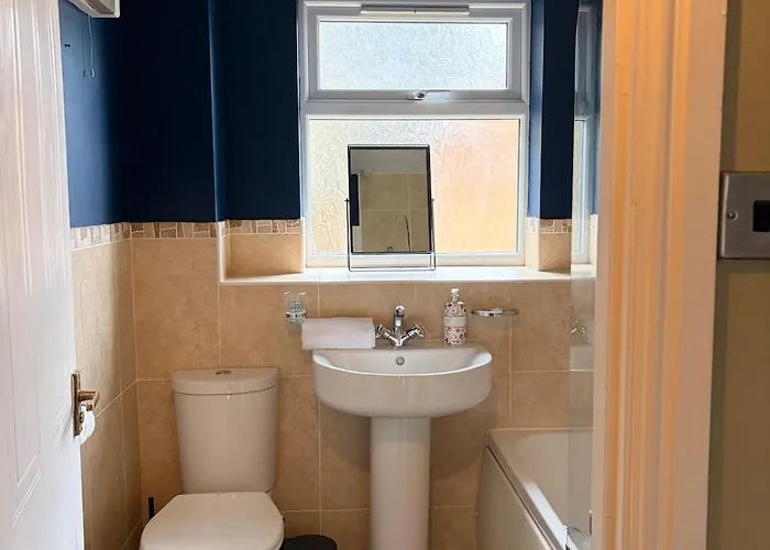 Comfortable 2bed Nr Centre And Parking Dom wakacyjny Bristol